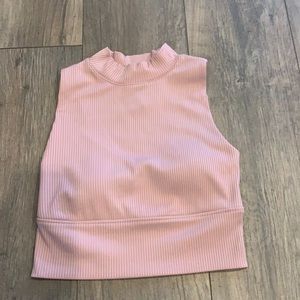 Dusty pink tight high-neck crop tanktop